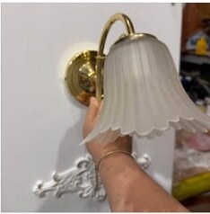 Dekoracyjna lampa w projekcie Litera D
